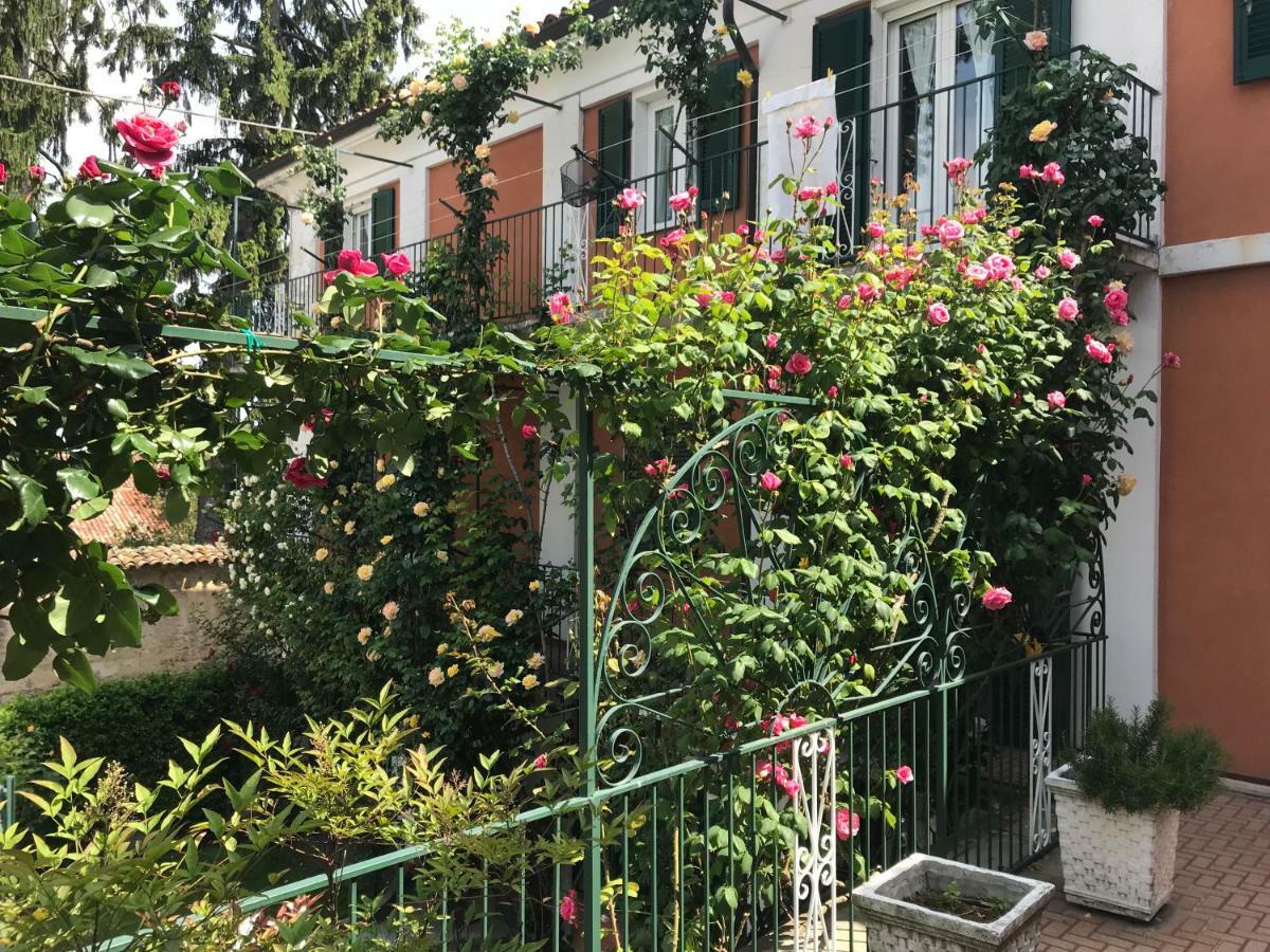 Апартаменти Bed & Roses “Gege” Ла-Морра Екстер'єр фото
